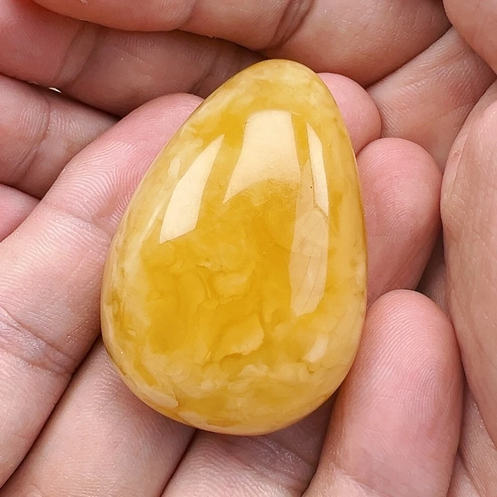 蜜蜡未镶嵌珠宝奇石蜜蜡吊坠21.4克