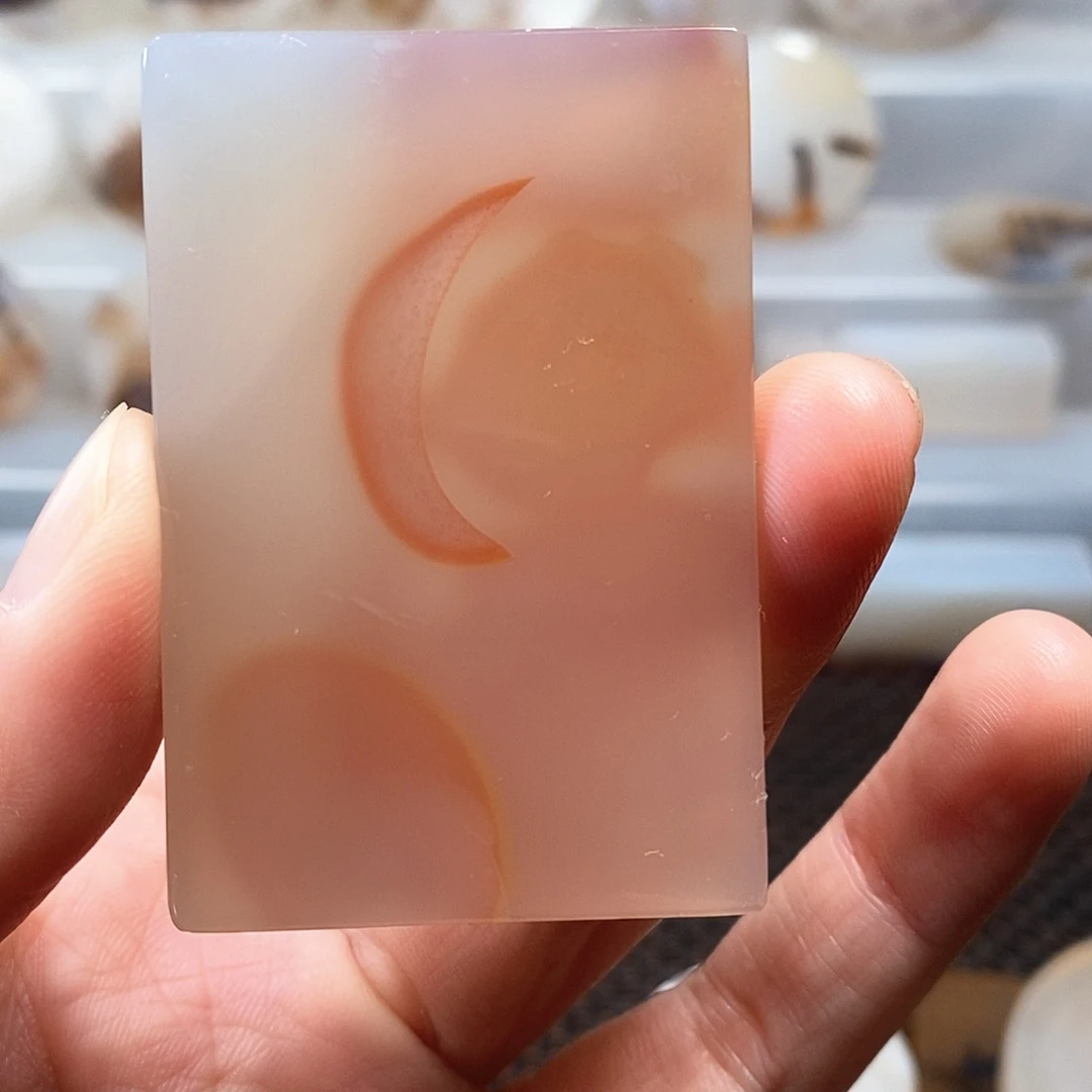 玛瑙/玉髓未镶嵌珠宝奇石