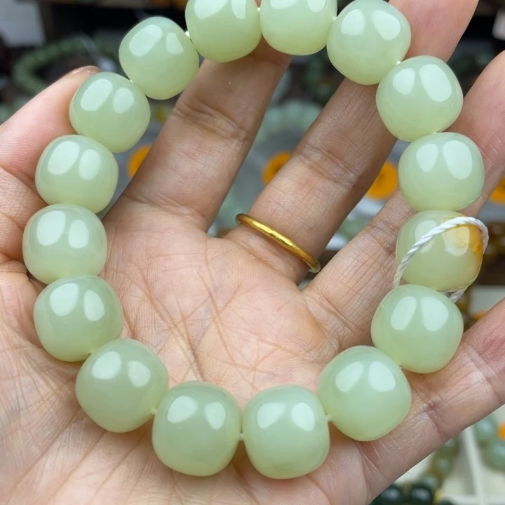 白***岩手串未镶嵌和田玉