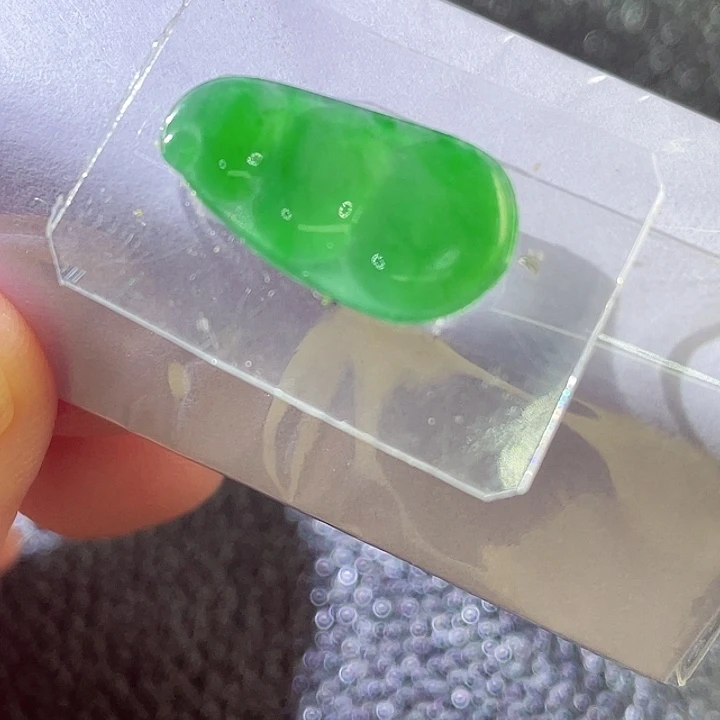 未镶嵌定制翡翠翡翠