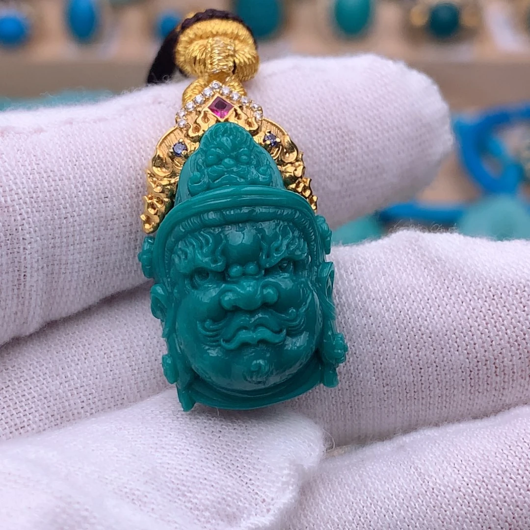 绿松石18K金镶嵌珠宝奇石