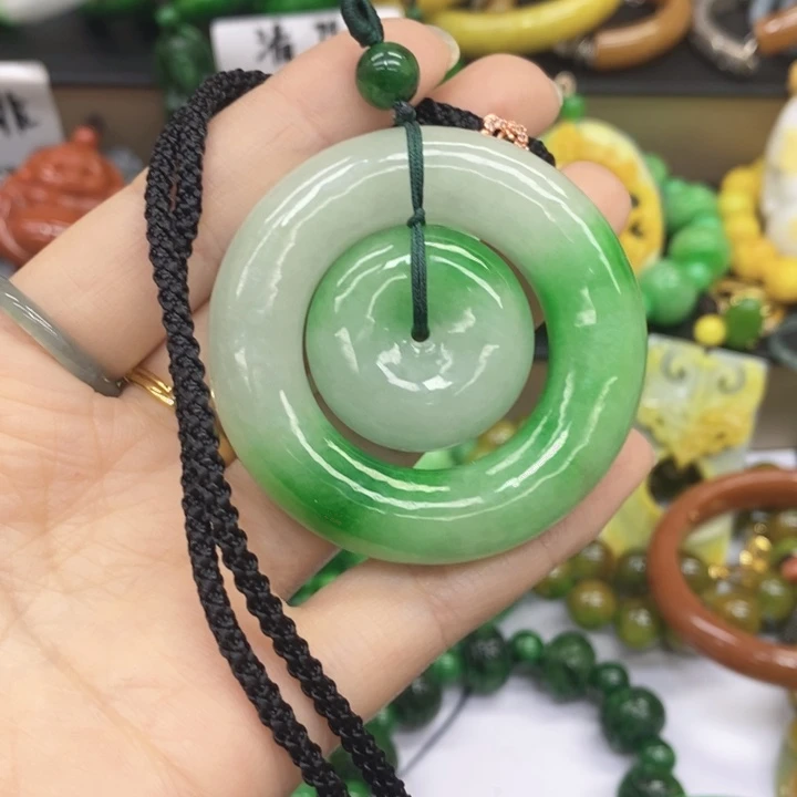 用***4翡翠未镶嵌手链项链15