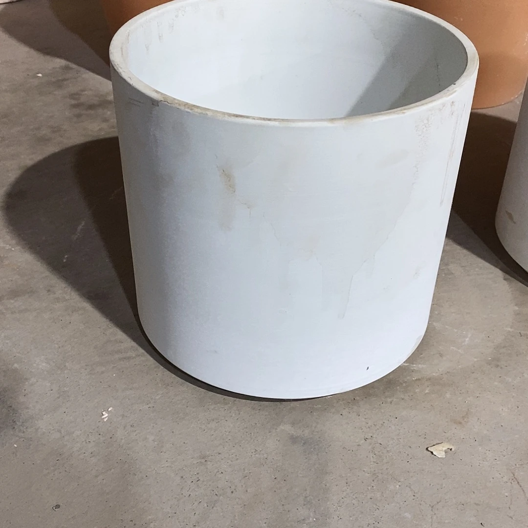 瑕疵白陶25×23-1