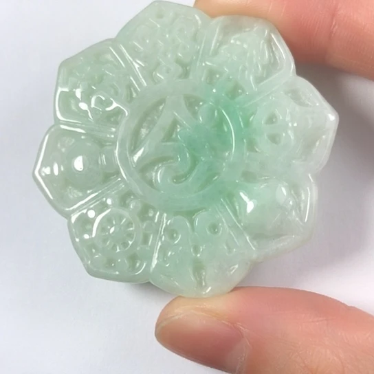 翡翠未镶嵌颈饰缅甸A货，每天下午1点半开播