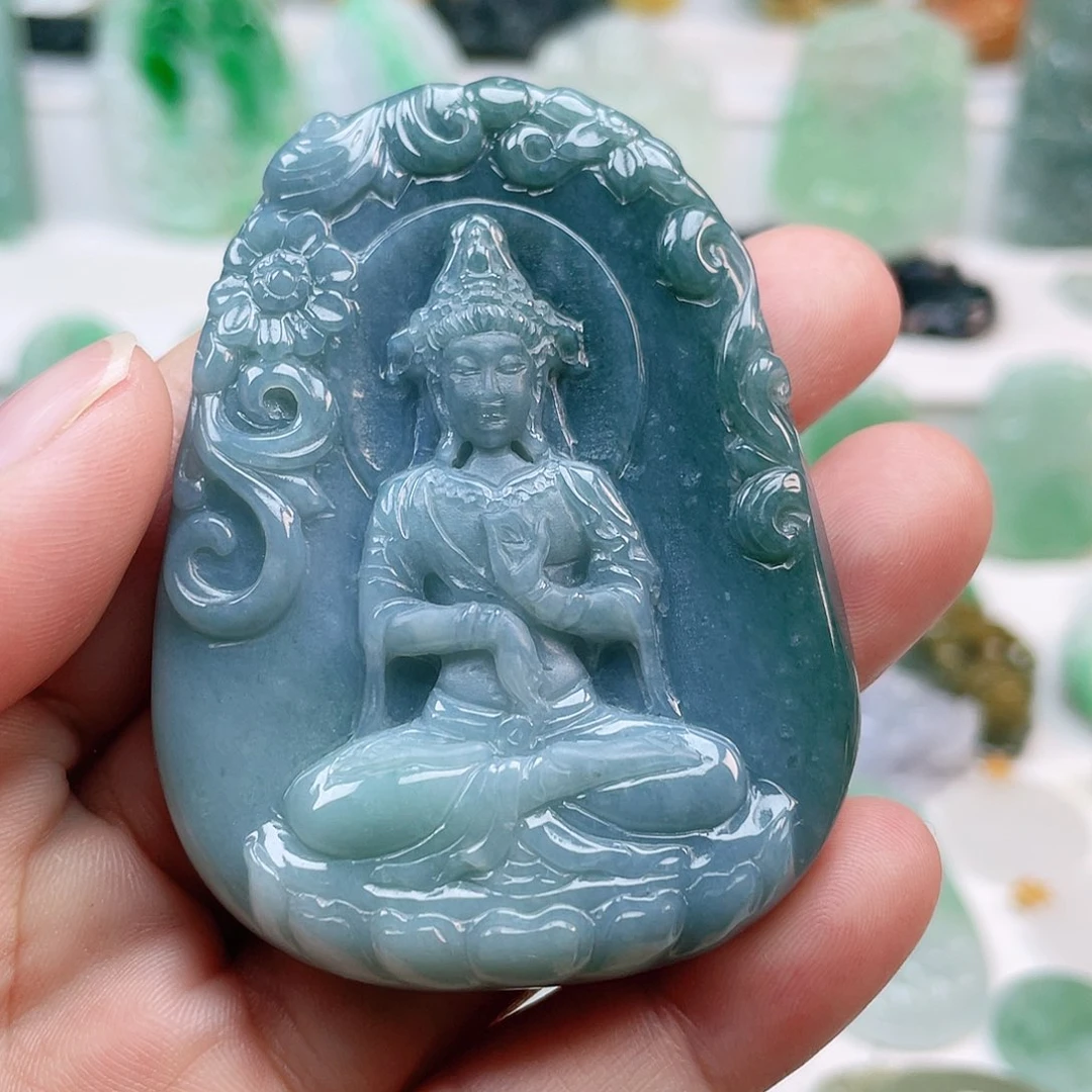 翡翠颈饰未镶嵌观音