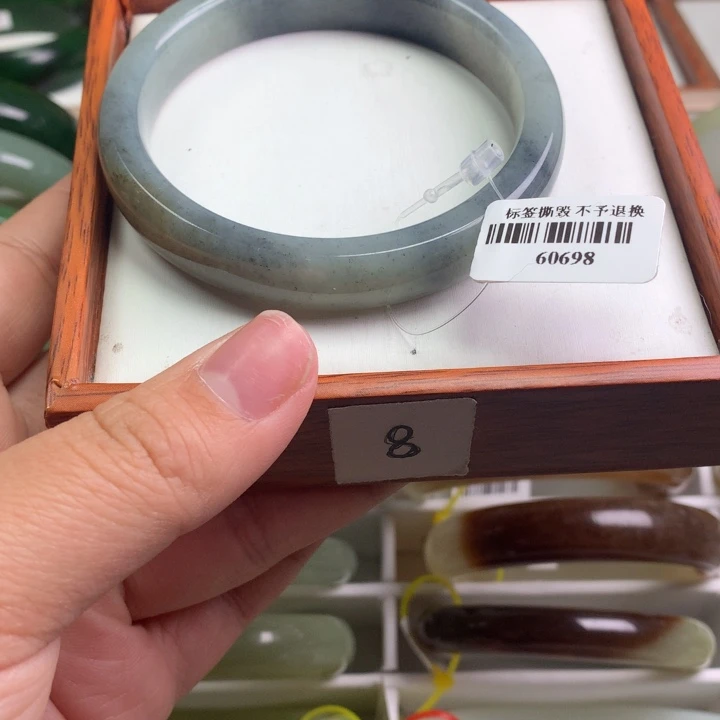 和田玉手镯未镶嵌60