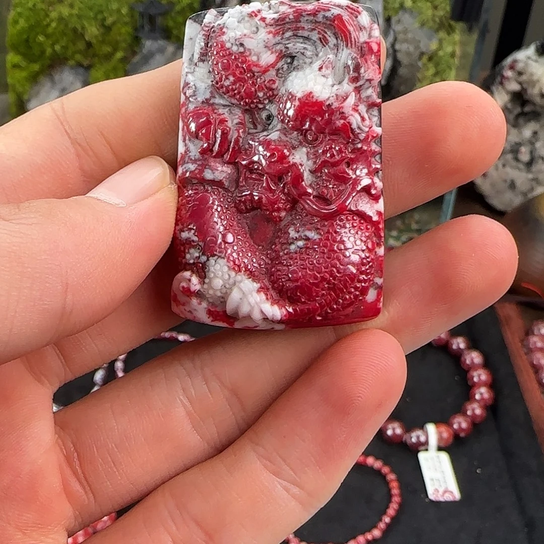 一***梦天然辰砂天然原矿朱砂雕刻