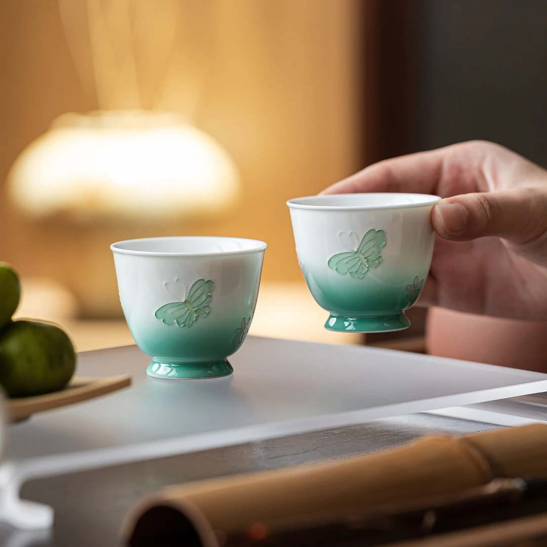 陶瓷薄荷绿堆绘蝶恋花品茗杯单杯中式家用主人杯功夫茶具个人杯子