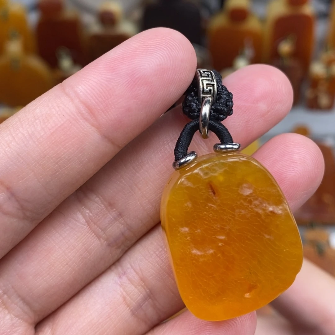 琥珀未镶嵌珠宝奇石