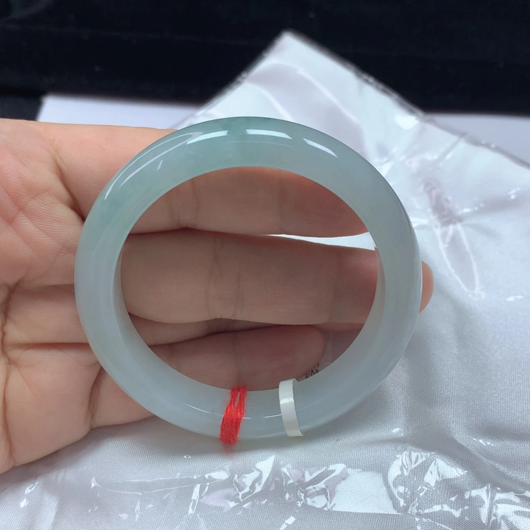 翡翠未镶嵌手镯53