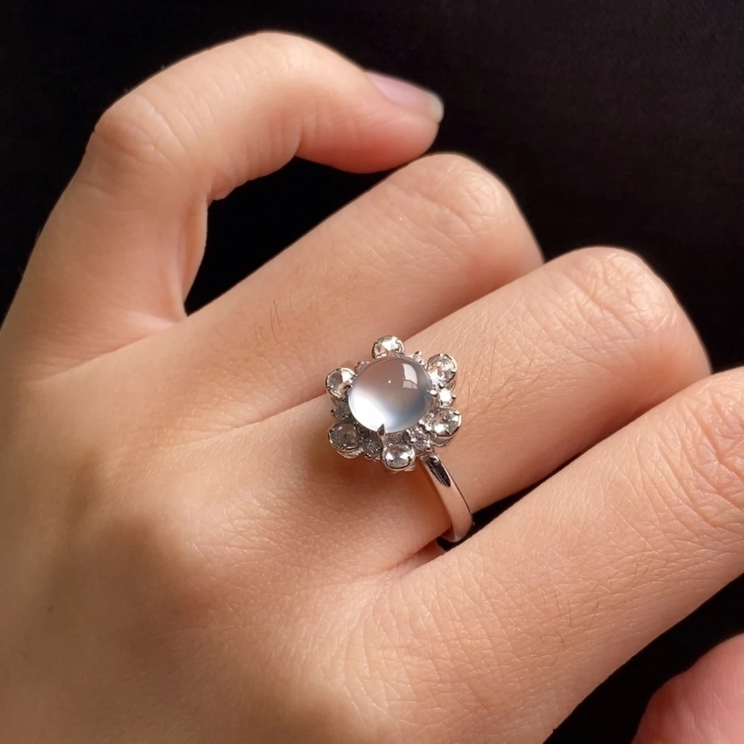 翡翠18K金镶嵌戒指7.4-7.1