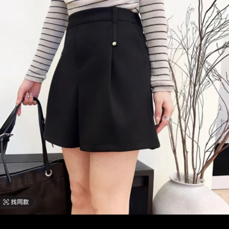 大甜甜3519毛呢短裤