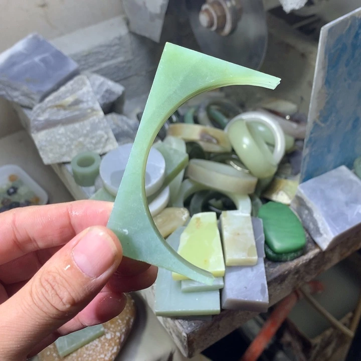 未镶嵌和田玉珠宝半成品