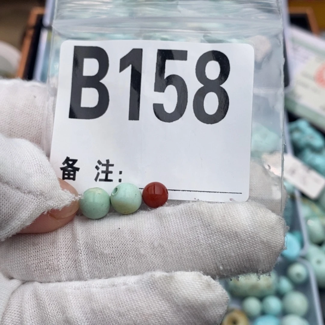 未镶嵌卡7圆珠一对南红玛瑙