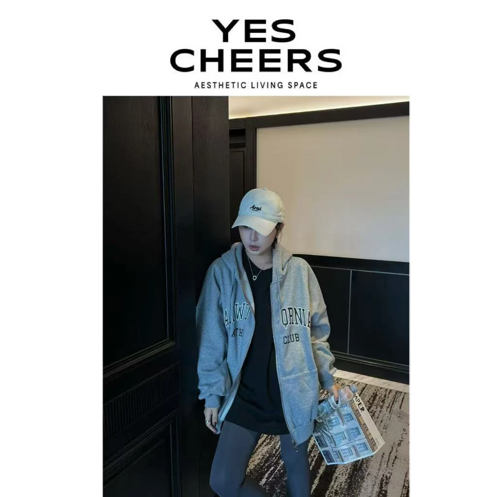 悦是YESCHEERS【静酷态度】连帽加绒卫衣外套 86116