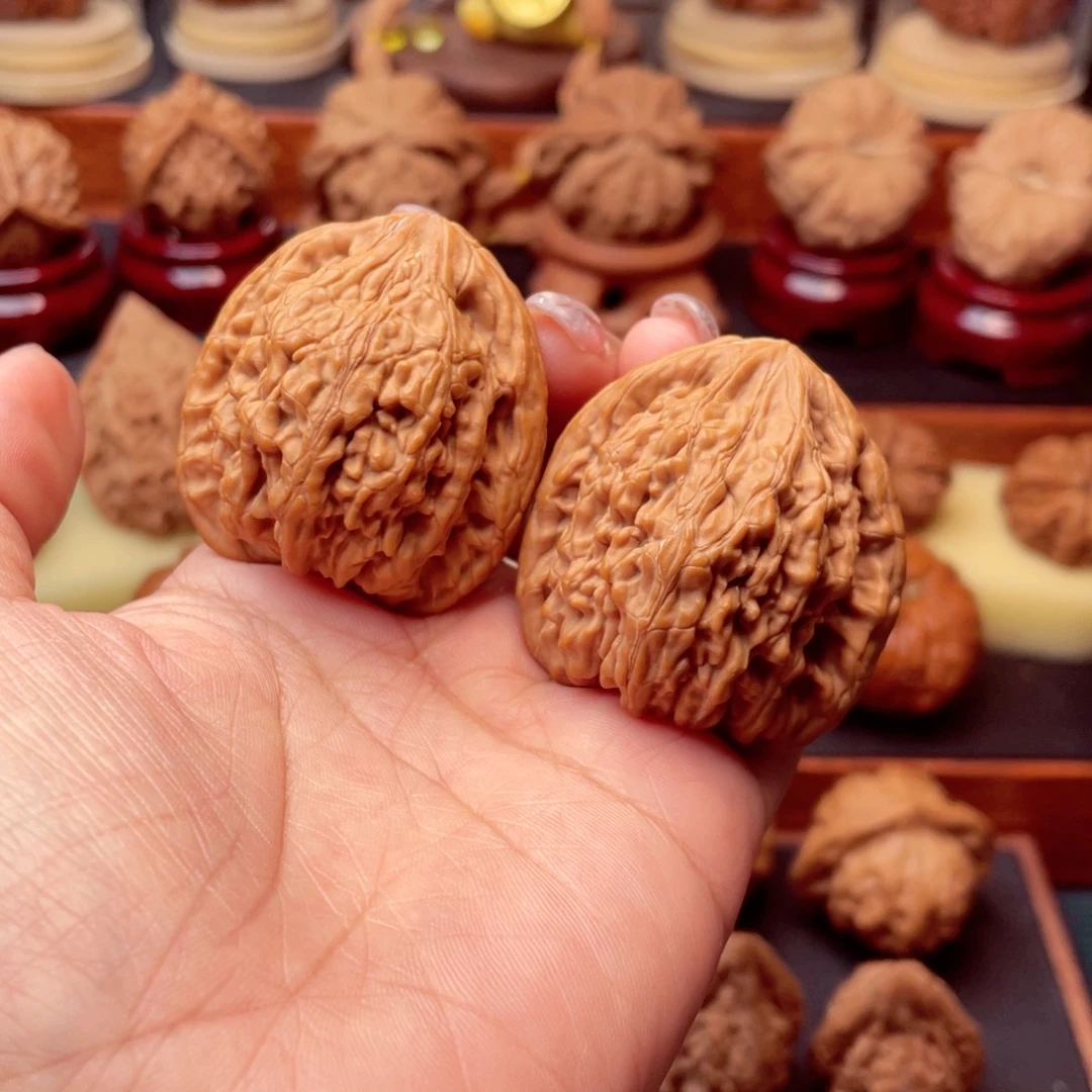 文玩核桃把件蓟县虎头王40