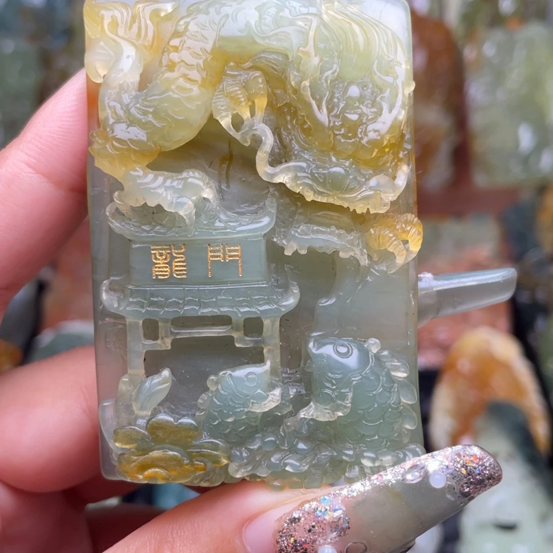 蛇纹石玉未镶嵌颈饰