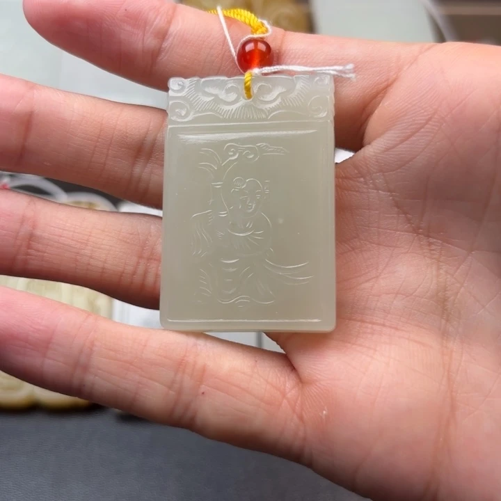 风***光和田玉未镶嵌挂件