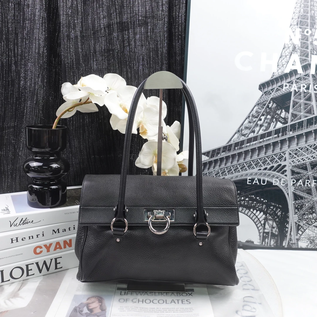 95新 FERRAGAMO/菲拉格慕 单肩包/T10284222