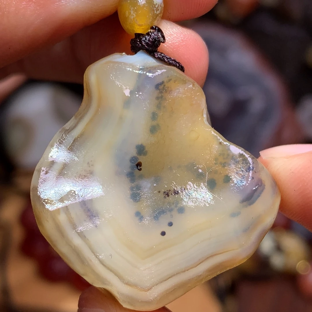 未镶嵌玛瑙/玉髓珠宝半成品