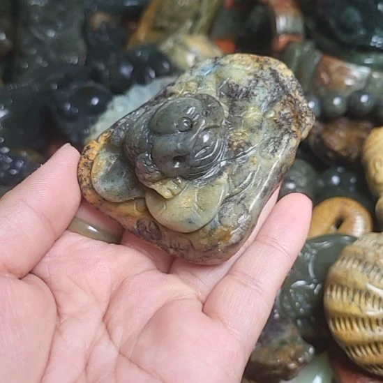 岫岩河磨玉（透闪石质玉）未镶嵌挂件