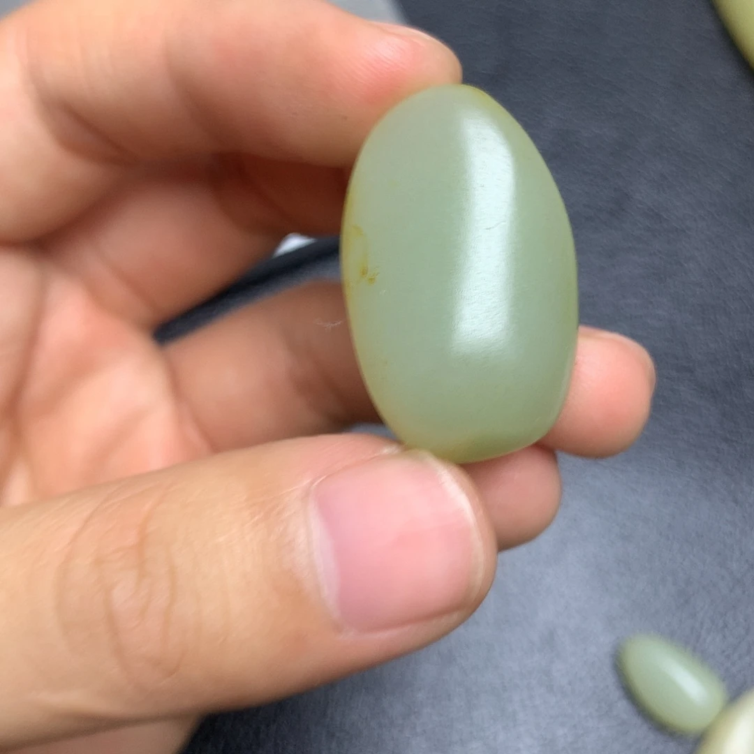 和田玉未镶嵌摆件