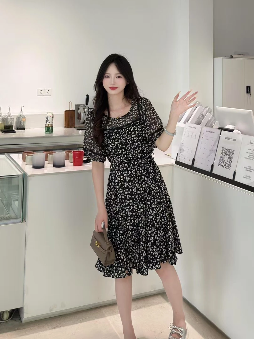 858 收腰碎花时尚气质显瘦连衣裙
