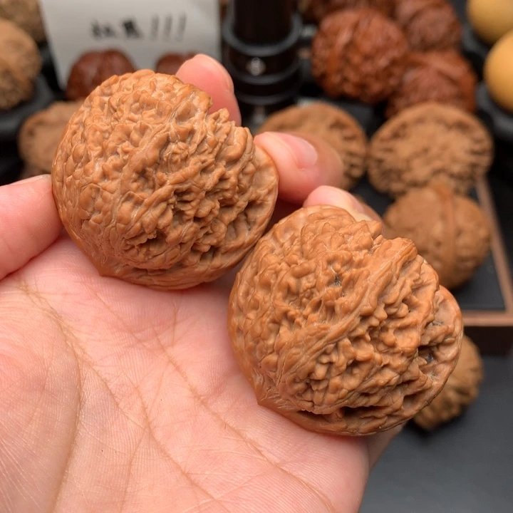 把件文玩核桃40.5球体满天星有修