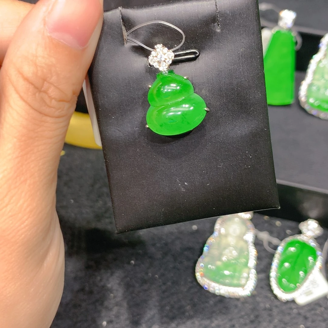 颈饰银S925镶嵌翡翠0003