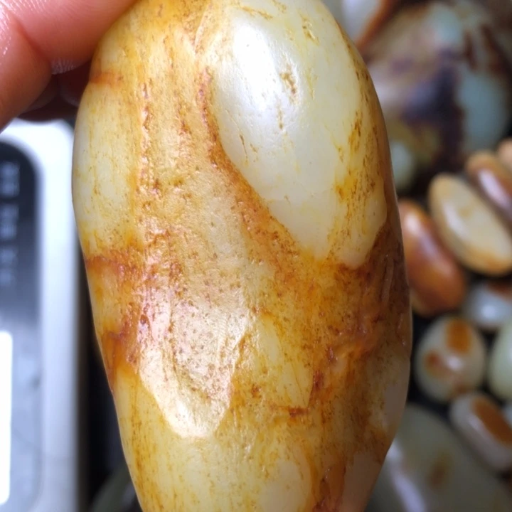 和田玉未镶嵌珠宝奇石