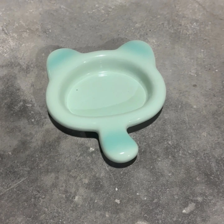 瓷片陶瓷绿色猫尾巴