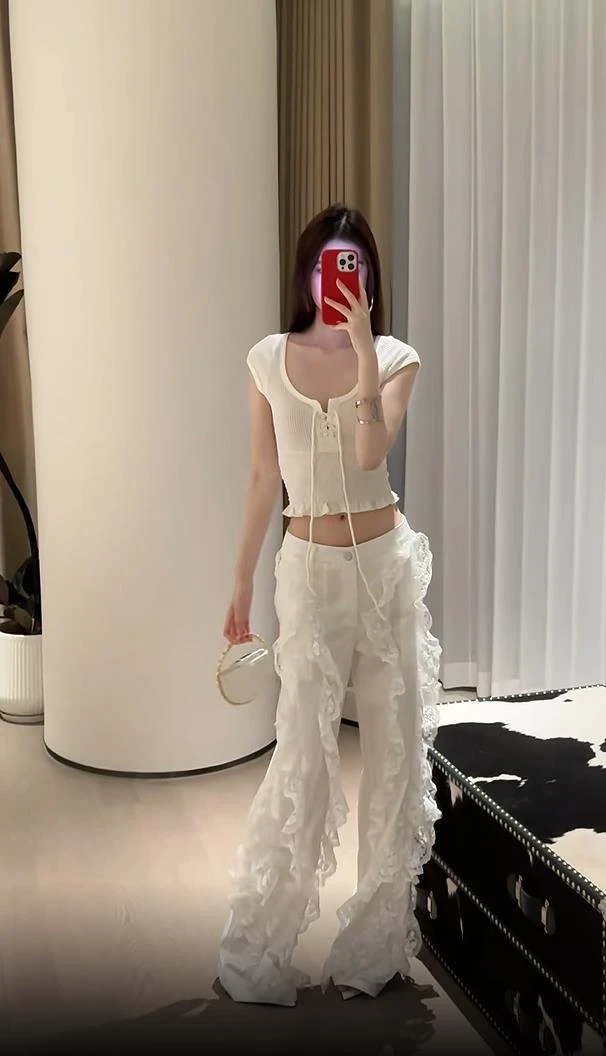 2025夏季新款高级感修身显瘦百搭绑带上衣配蕾丝拼接休闲裤两件套
