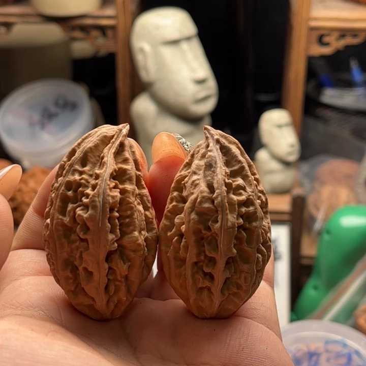 岳***哥文玩核桃把件楸大胖51