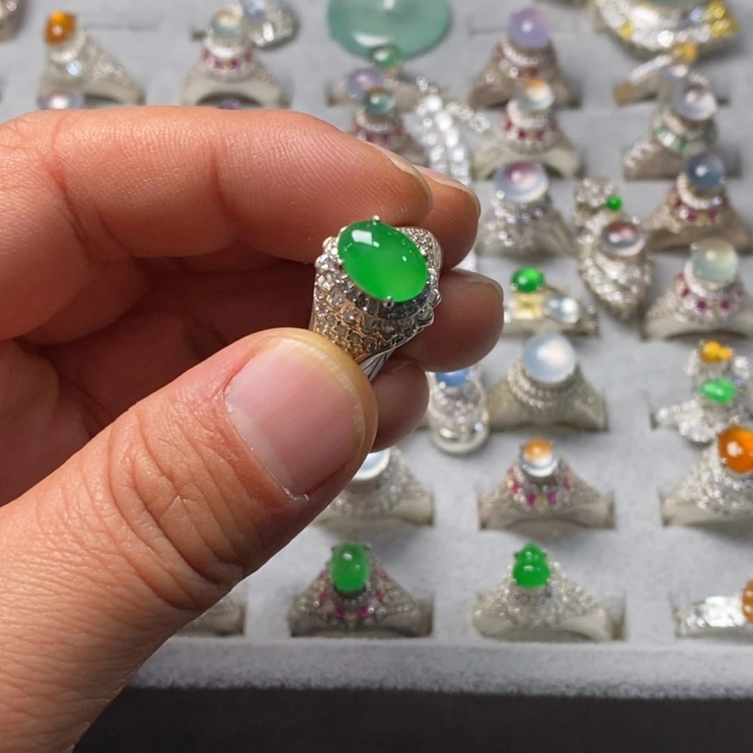 定制翡翠未镶嵌裸石蛋面