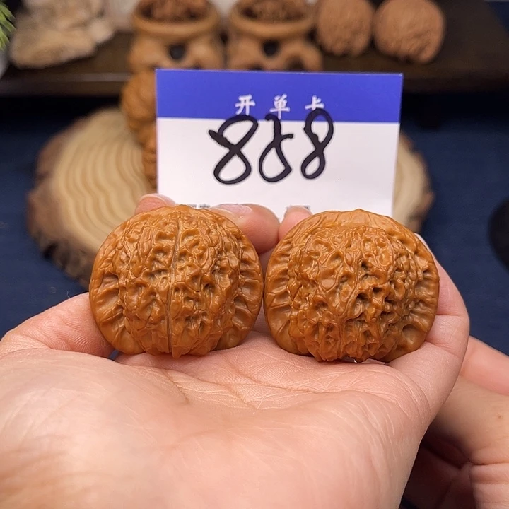 把件文玩核桃血麒麟40尺