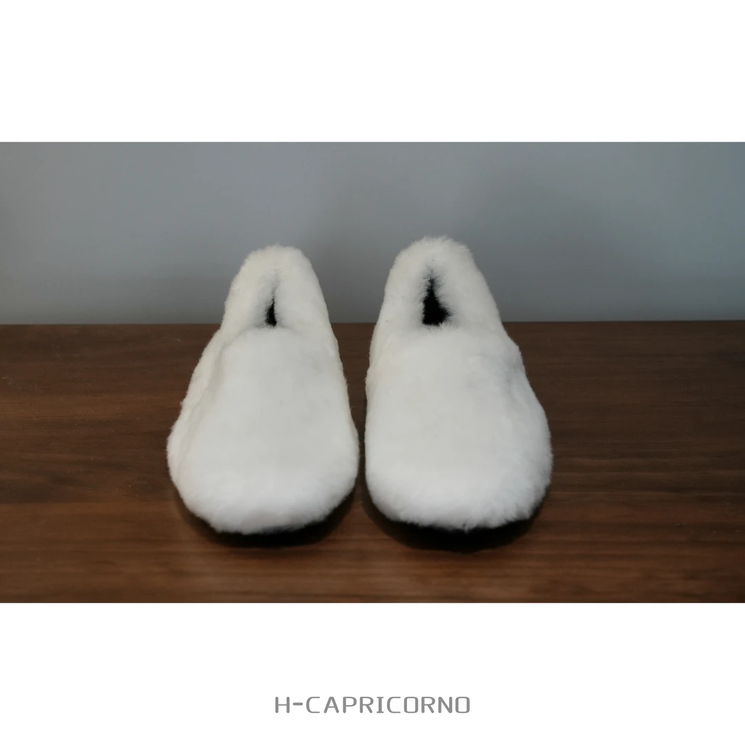 H-CAPRICORNO羊羔毛经典毛毛鞋女冬外穿一脚蹬平底女鞋