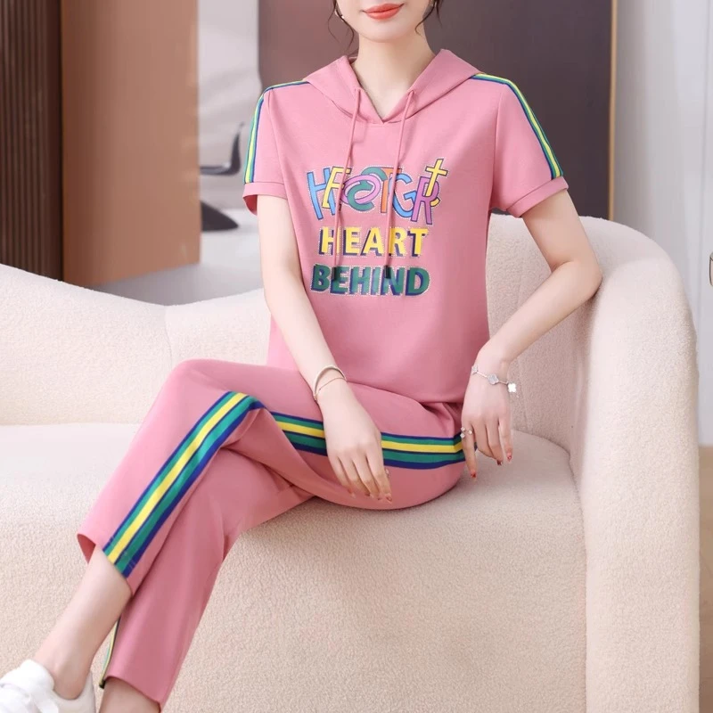 母亲节妈妈装休闲套装女夏装2025新款中老年连帽短袖运动服两件套