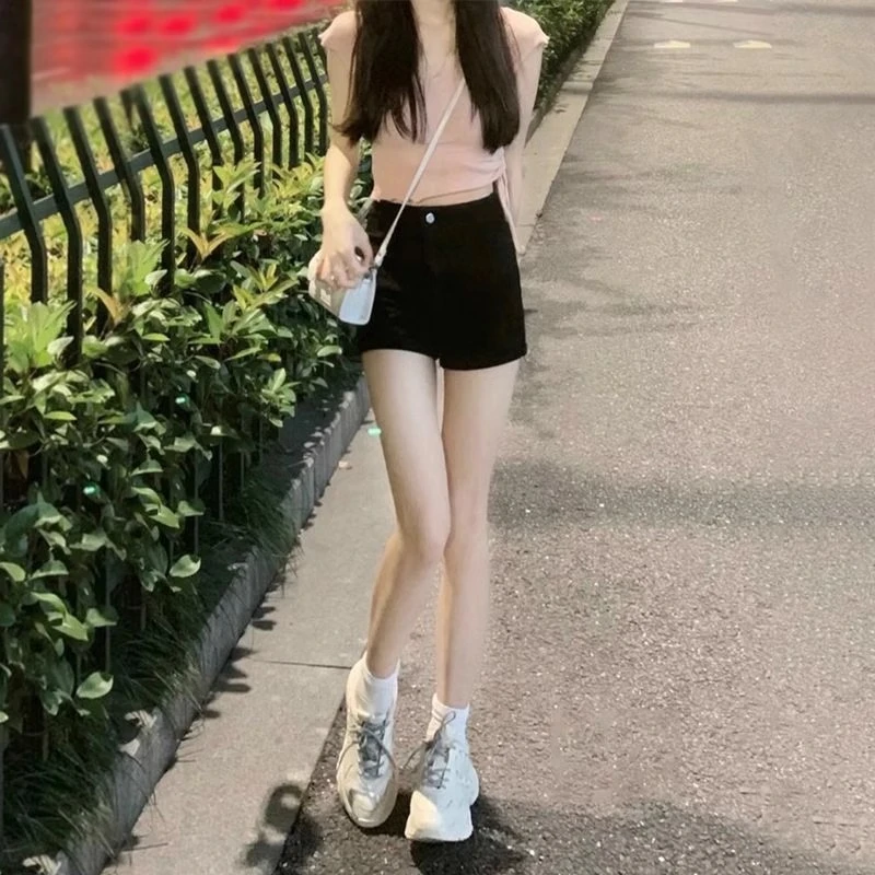 美式黑色辣妹牛仔短裤女夏季梨型身材高腰显瘦设计感a字包臀热裤