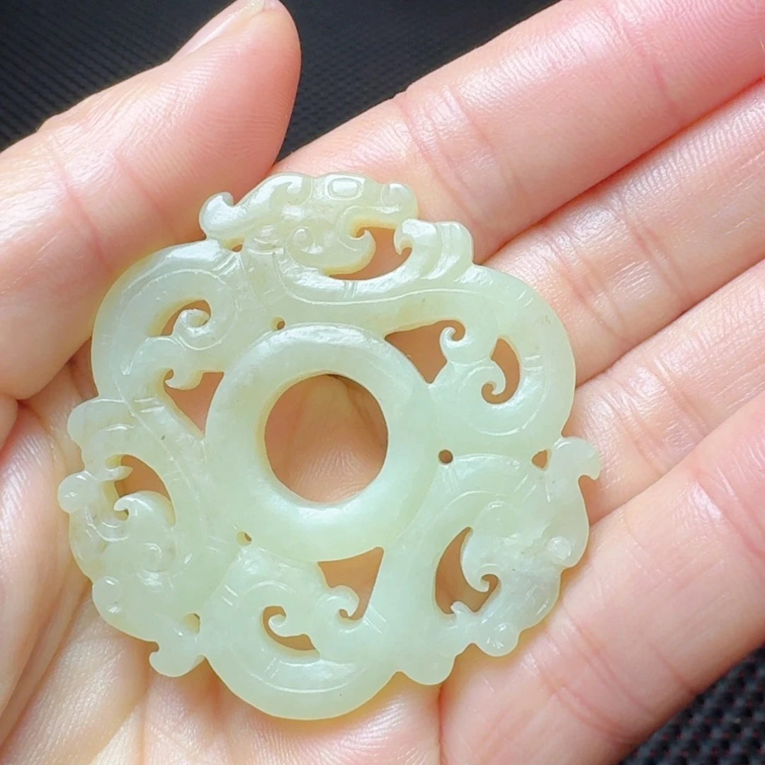 和田玉挂件未镶嵌