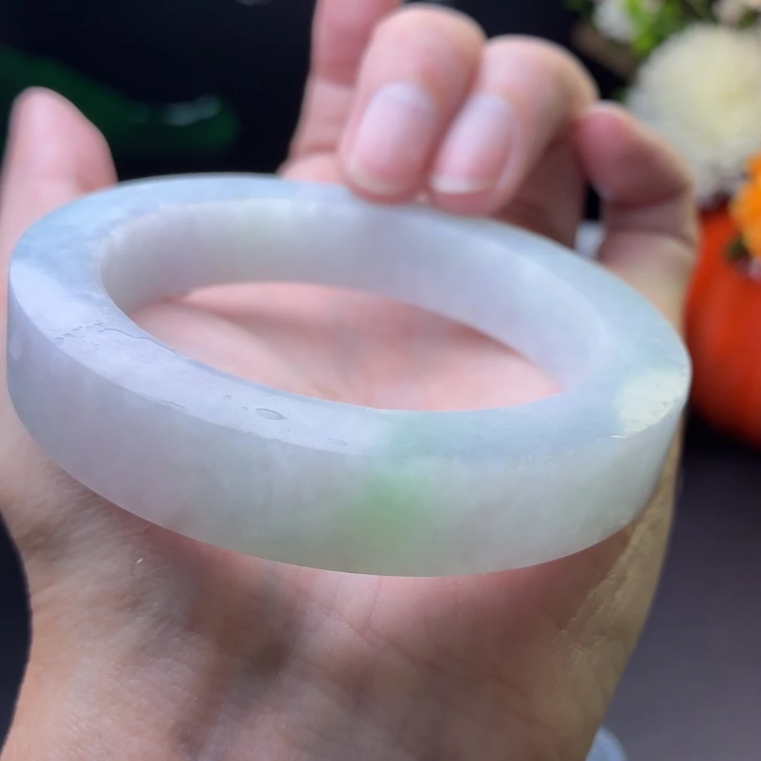 定制翡翠未镶嵌翡翠冰春彩带绿花