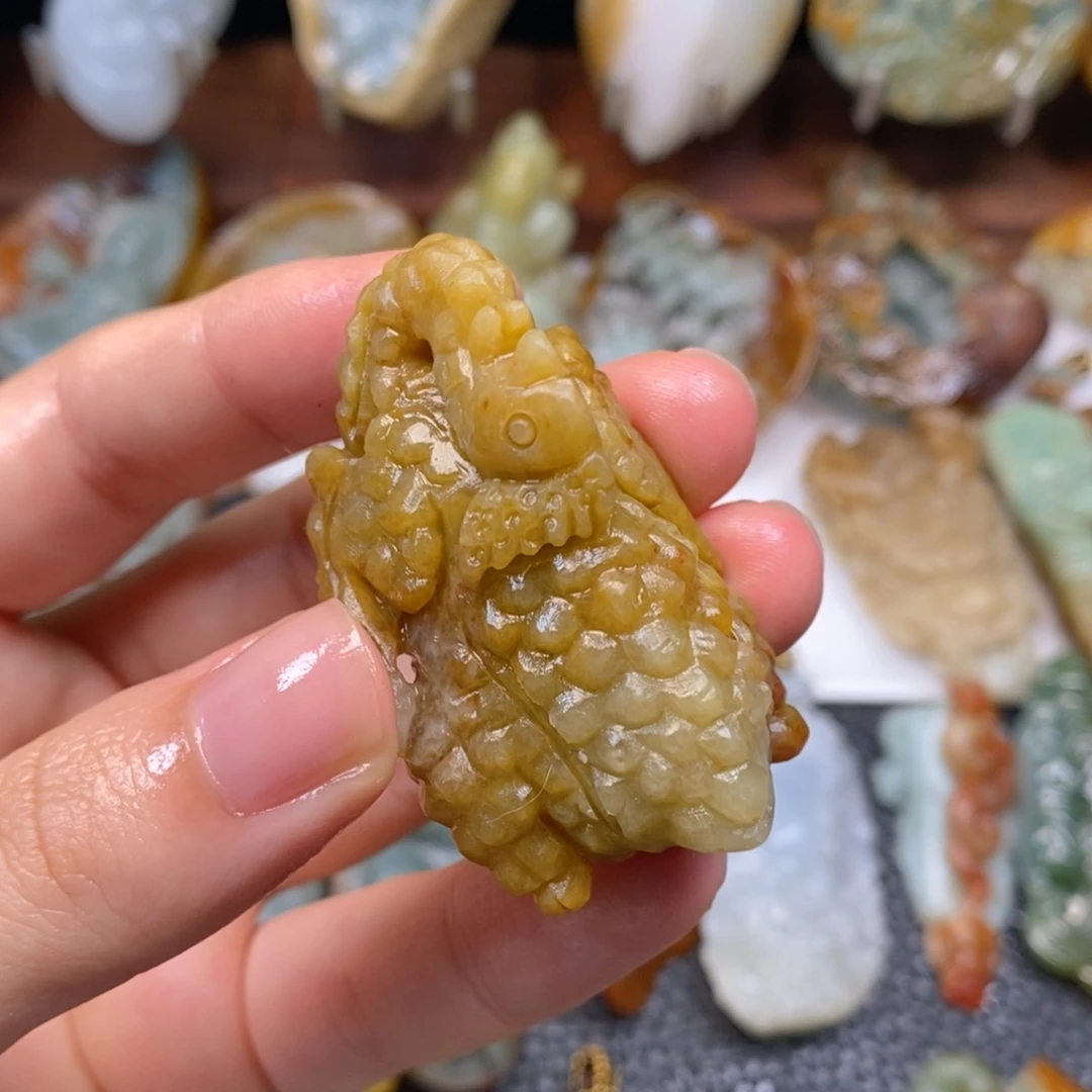 定制翡翠未镶嵌翡翠