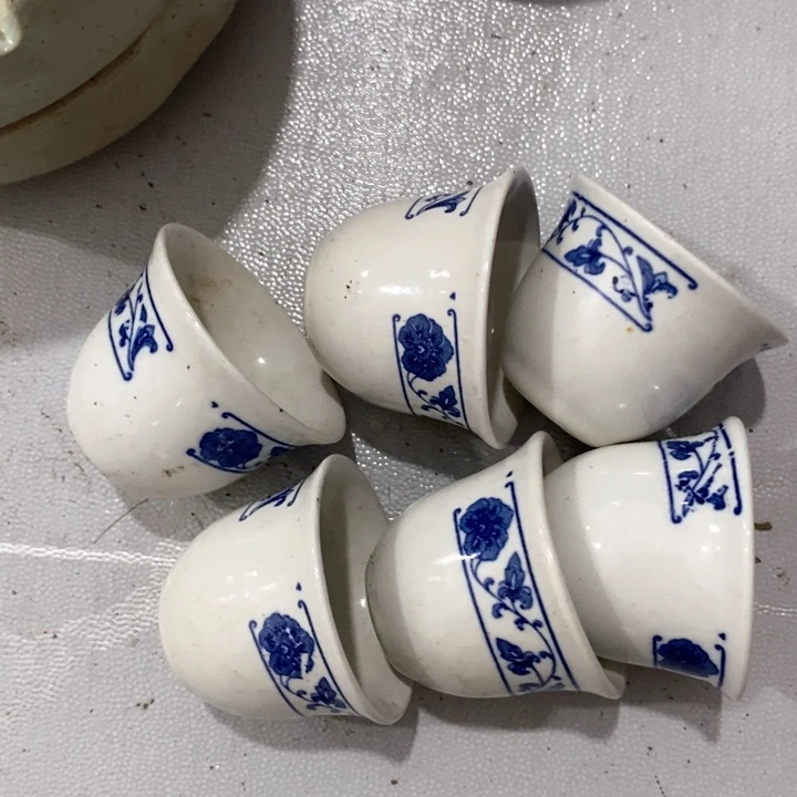 瓷片十厂青花酒杯六个均有瑕疵