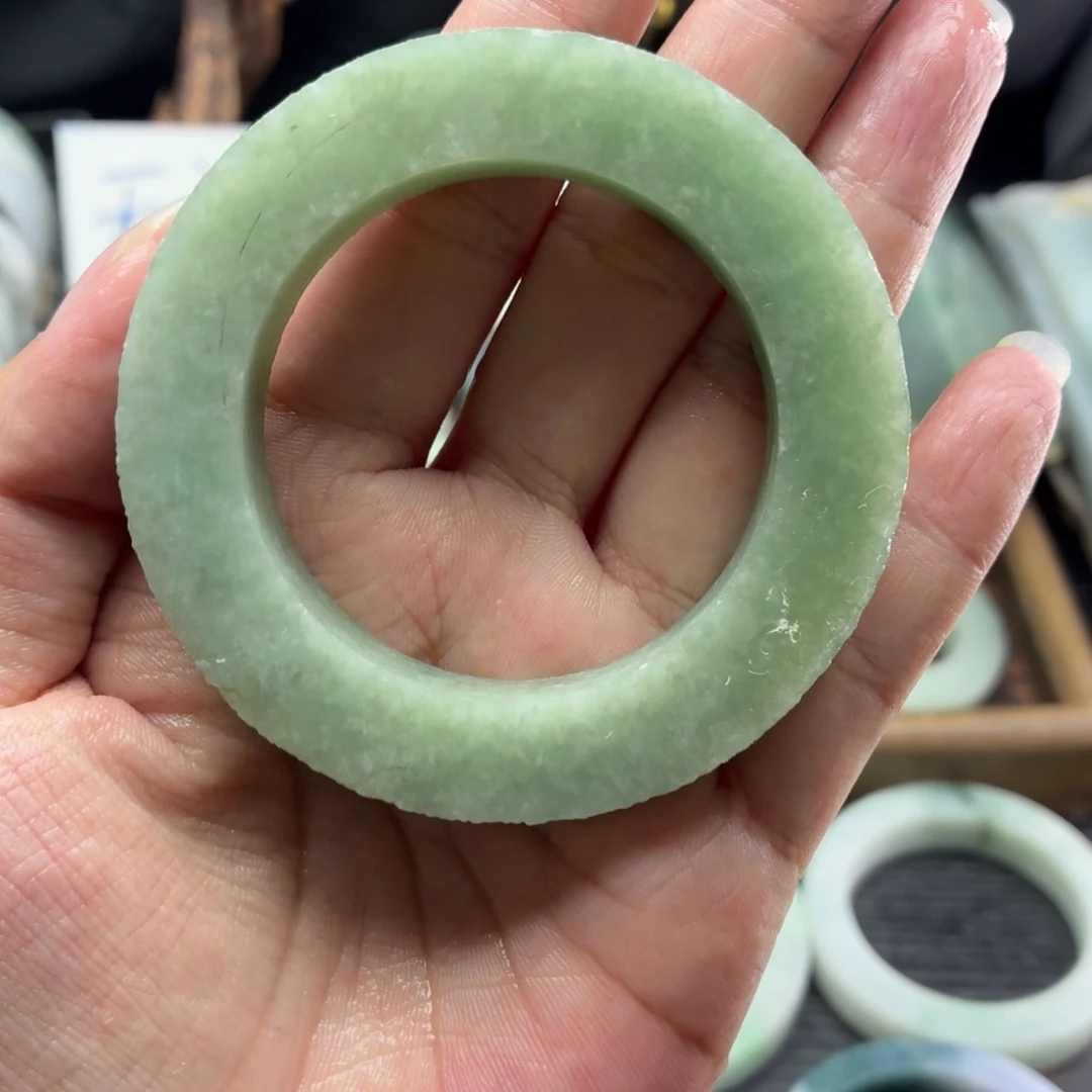 定制翡翠未镶嵌缅甸翡翠A货手镯毛胚定制