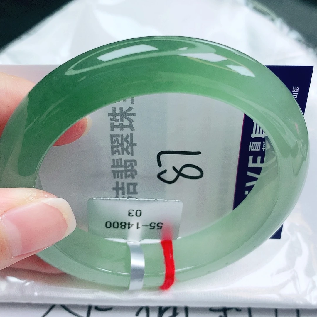 翡翠未镶嵌手镯缅甸天然A货翡翠手镯