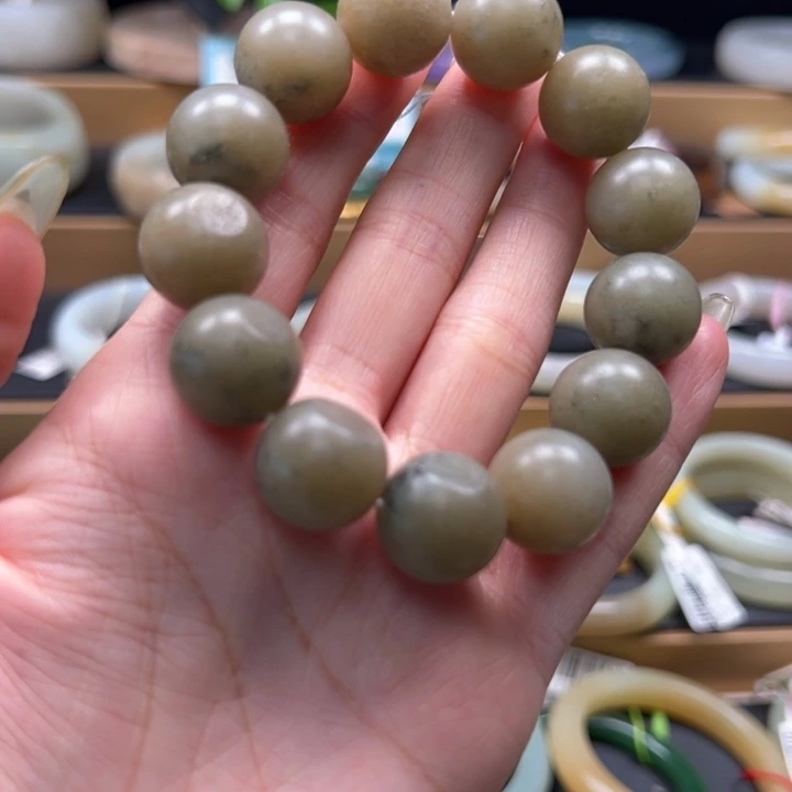 未镶嵌手链和田玉（糖玉）