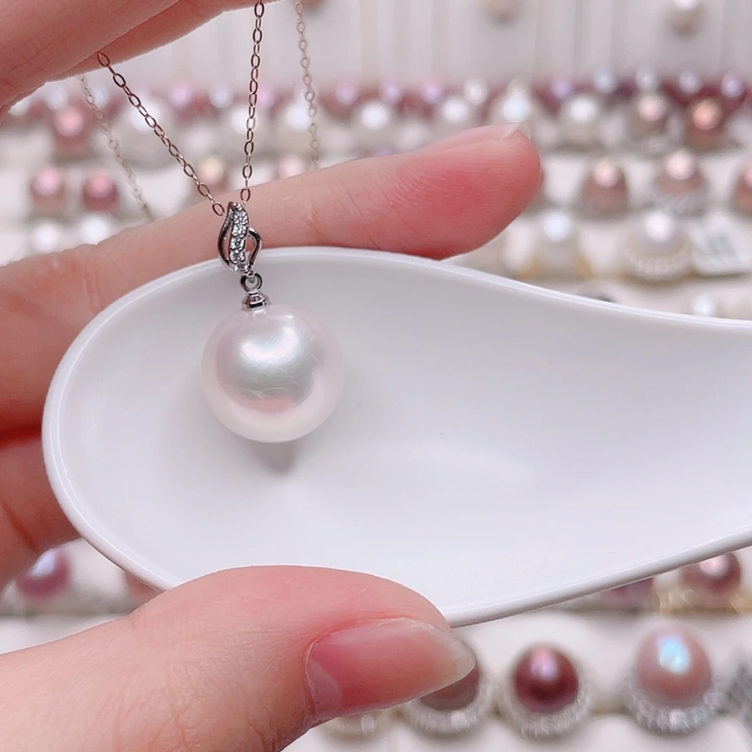 淡水珍珠合金吊坠(赠链)