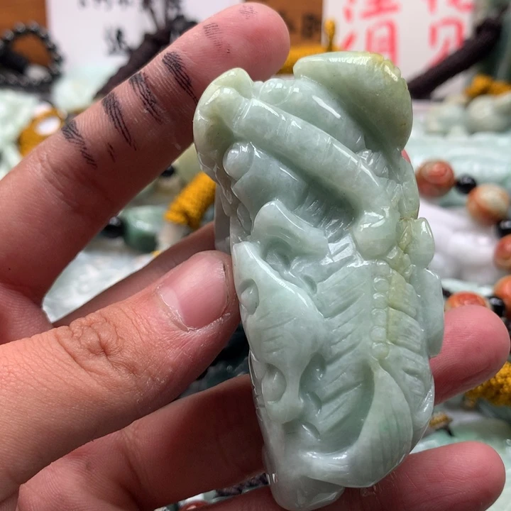 翡翠未镶嵌颈饰保真天然a货翡翠