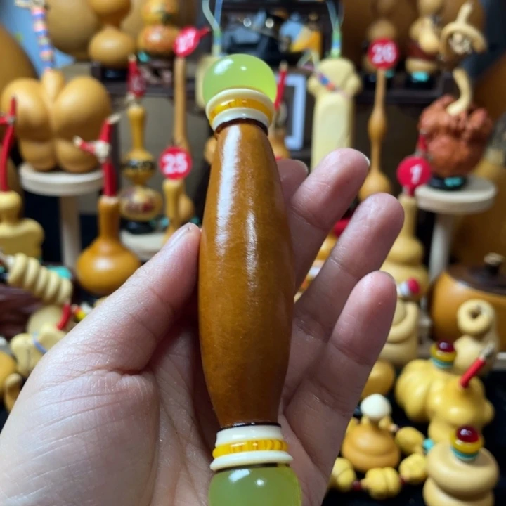 胖***～我的评分一下是一件值得高兴地