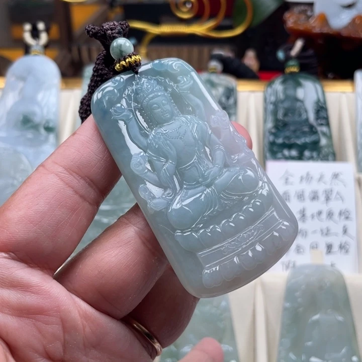 翡翠未镶嵌挂件玉