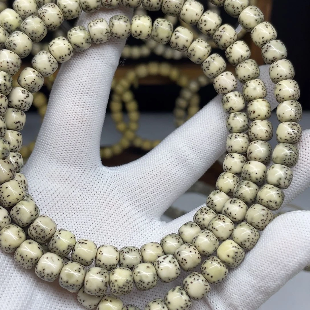 星月菩提手串8/7，绿背河豚